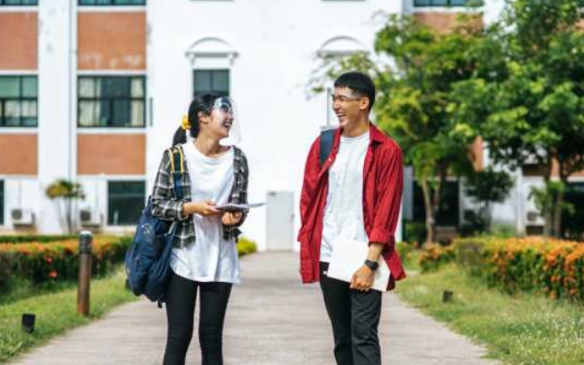 profile swinburne university malaysia