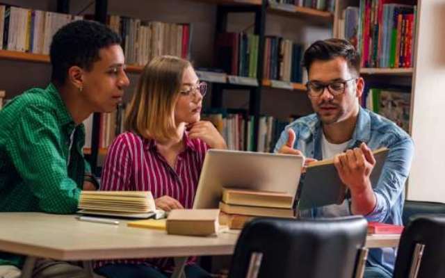 ini program studi unggulan di erican college malaysia