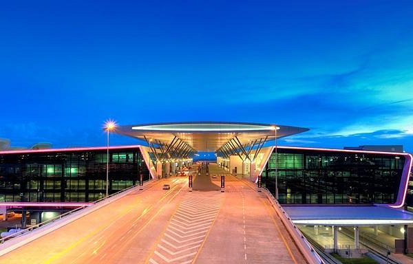 Bandar Enstek merupakan salah satu kota di Malaysia yang dapat kamu jadikan sebagai destinasi kuliah. Temukan daftar kampusnya di sini!