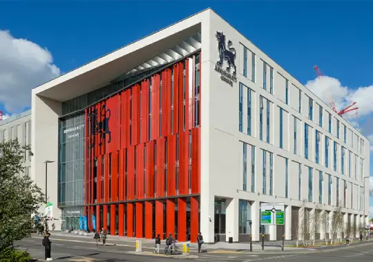 Birmingham City University - jurusan digital marketing di inggris