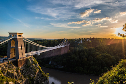 Bristol merupakan salah satu kota di inggris yang dapat kamu jadikan sebagai destinasi kuliah. Temukan daftar kampusnya di sini!