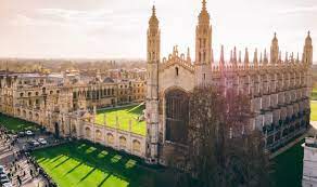 Cambridge merupakan salah satu kota di inggris yang dapat kamu jadikan sebagai destinasi kuliah. Temukan daftar kampusnya di sini!