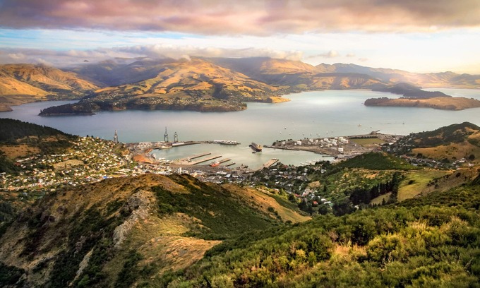 Christchurch merupakan salah satu kota di New Zealand yang dapat kamu jadikan sebagai destinasi kuliah. Temukan daftar kampusnya di sini!