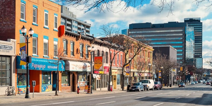 Kuliah di Hamilton, Kanada - ICAN Education Consultant