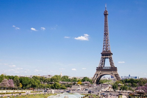 Paris merupakan salah satu kota di Prancis yang dapat kamu jadikan sebagai destinasi kuliah. Temukan daftar kampusnya di sini!