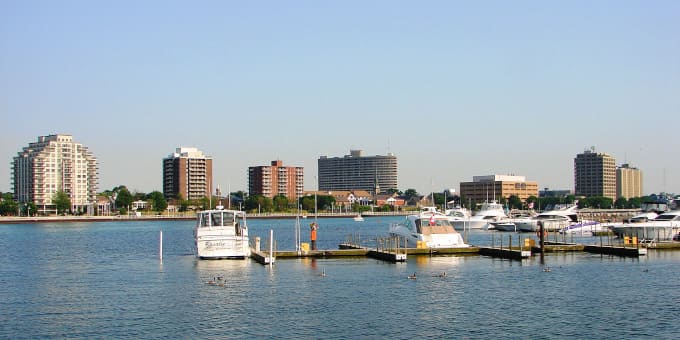 Kuliah di Sarnia, Kanada - ICAN Education Consultant