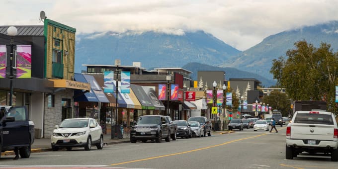 Kuliah di Squamish, Kanada - ICAN Education Consultant