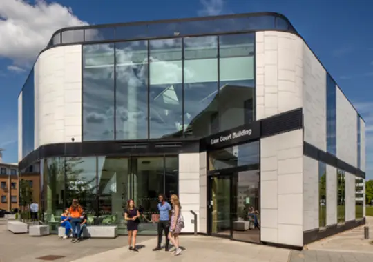 University of Hertfordshire - jurusan digital marketing di inggris