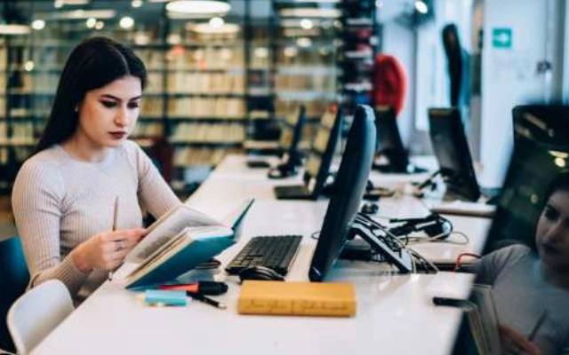 apa persyaratan masuk universitas di singapura dan cara daftarnya