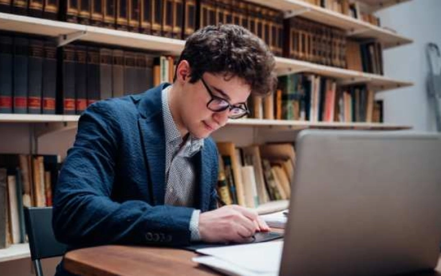 kuliah bisnis di flinders australia, belajar apa