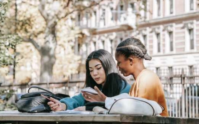 kuliah komunikasi bisnis di reliance college malaysia