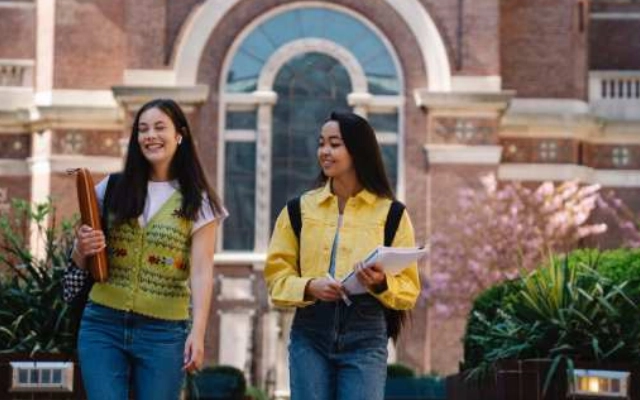 yuk, cari tahu cara kuliah di cambridge university dan syarat masuk studinya