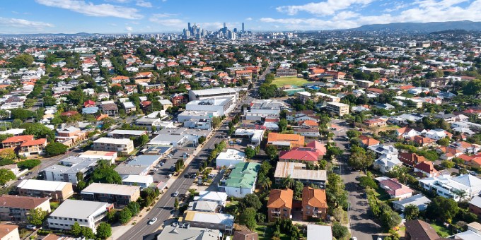 Clayfield merupakan salah satu kota di Australia yang dapat kamu jadikan sebagai destinasi kuliah. Temukan daftar kampusnya di sini!