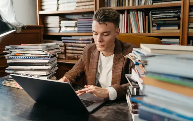 Pilihan Beasiswa Hukum S2 Luar Negeri dan Benefitnya