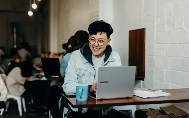 Daftar Beasiswa Kuliah Fashion Design di Luar Negeri