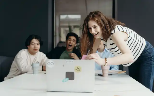 Apa itu Short Course? Ini Pengertian dan Keuntungannya