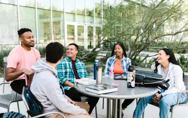 Kehidupan Mahasiswa Indonesia di Malaysia