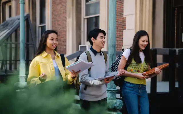 Daftar 7 Sekolah Bisnis Terbaik di Asia 