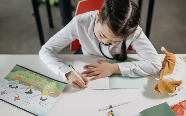 3 Daftar Sekolah Termahal di China