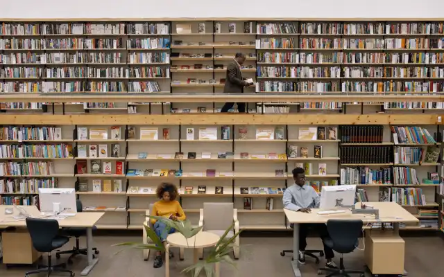 Seputar Universitas No. 1 di Malaysia: Universiti Malaya