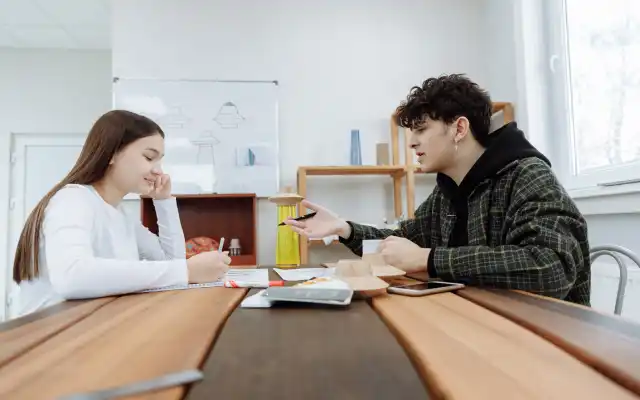 Benefit Bond University Study Abroad