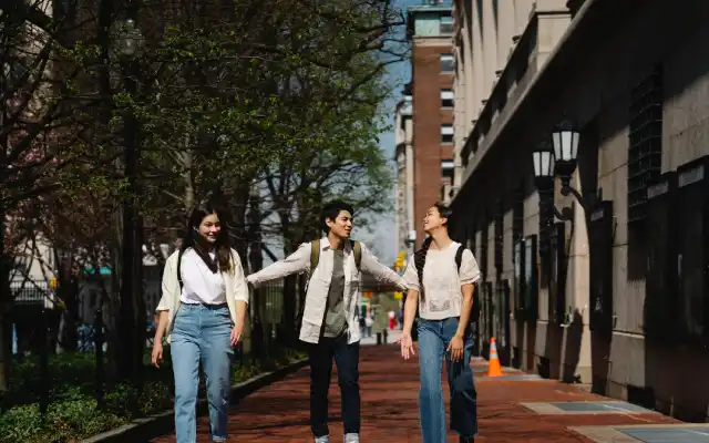 Ini 3 Universitas Terbesar di China