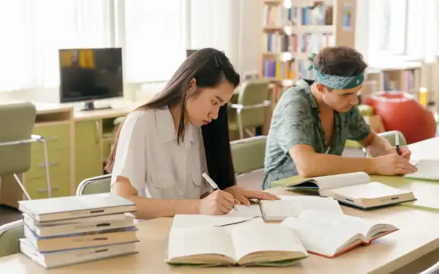 Sebelum Melakukan Pendaftaran Beasiswa Kuliah di Luar Negeri? Simak Ini!