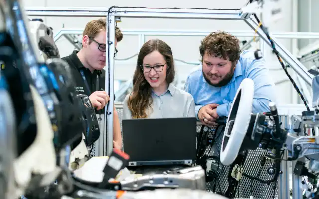 Bachelor of Engineering: Keuntungan dan Kampus yang Direkomendasikan