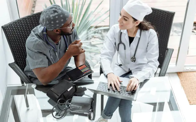 Alasan Profesi Dokter Menjadi Karir yang Tepat
