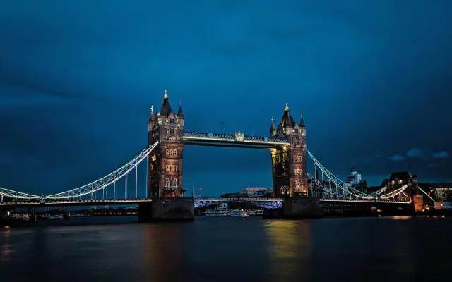 Manchester vs Birmingham: Kota Mana yang Terbaik untuk Kuliah di Inggris?