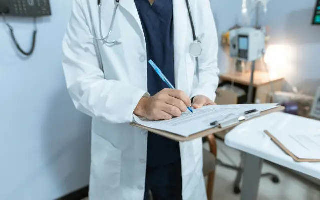 Tak Selalu Jadi Dokter, Ini Jurusan Kuliah di Bidang Kesehatan yang Populer!