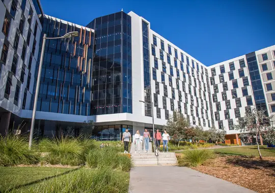 University of Canberra (UC) - universitas di canberra australia