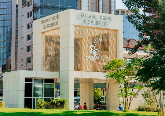 Istanbul Technical University (ITU), Turki - jurusan marine engineering