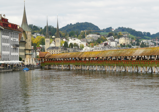 Lucerne - tempat wisata di swiss