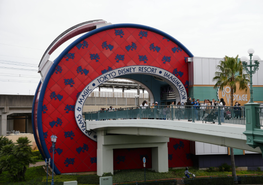 Tokyo Disney Resort - tempat terkenal di Jepang