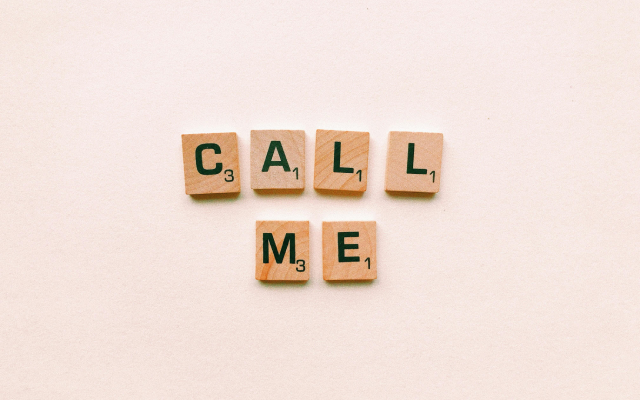 Belajar Arti Kata Call, Apa Saja Bentuknya dalam Kalimat Bahasa Inggris?