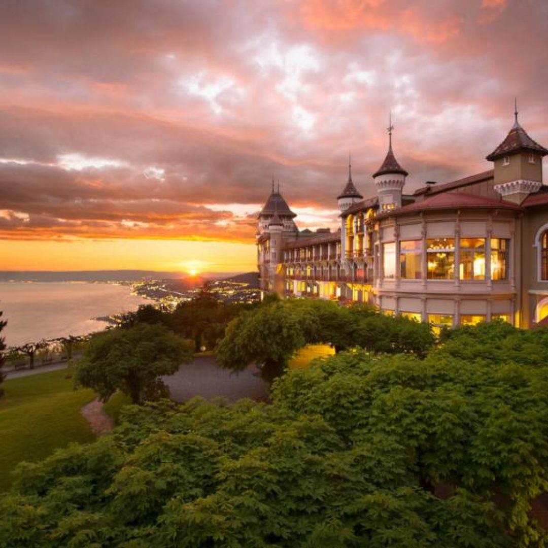 825_585_shmssunset-maxwidth-1600-maxheight-1600