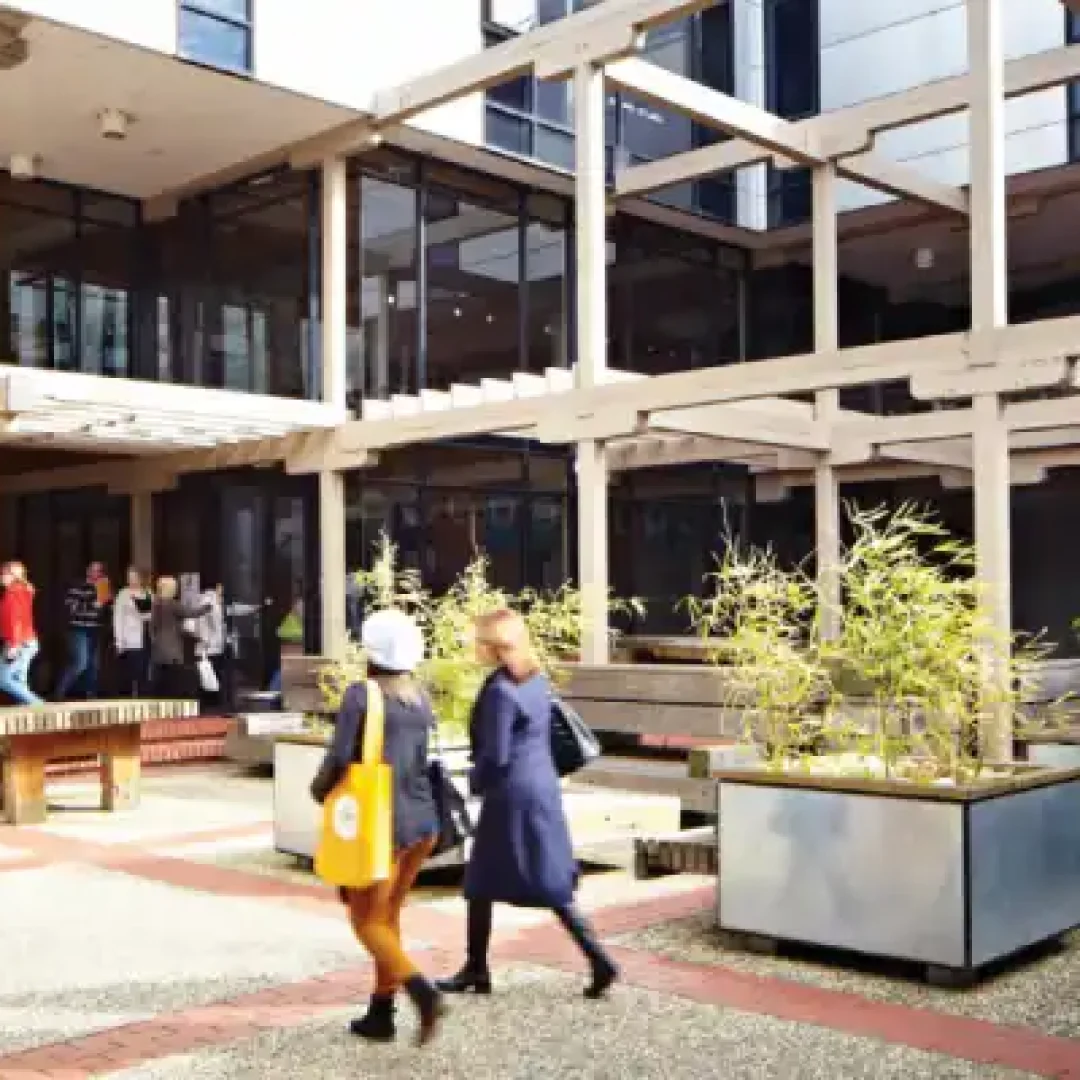 Deakin College Melbourne