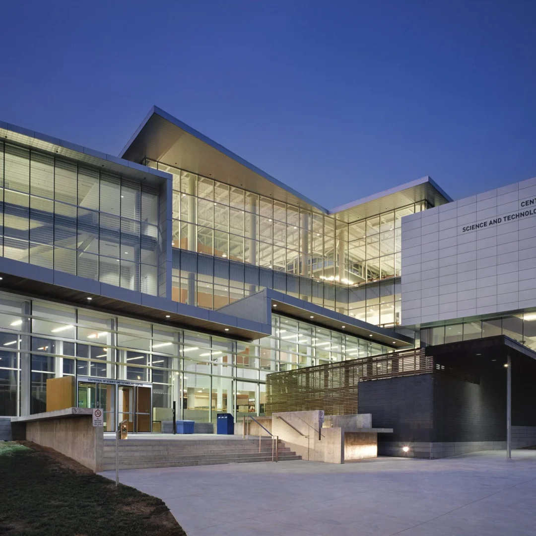 Foto 1 Centennial College