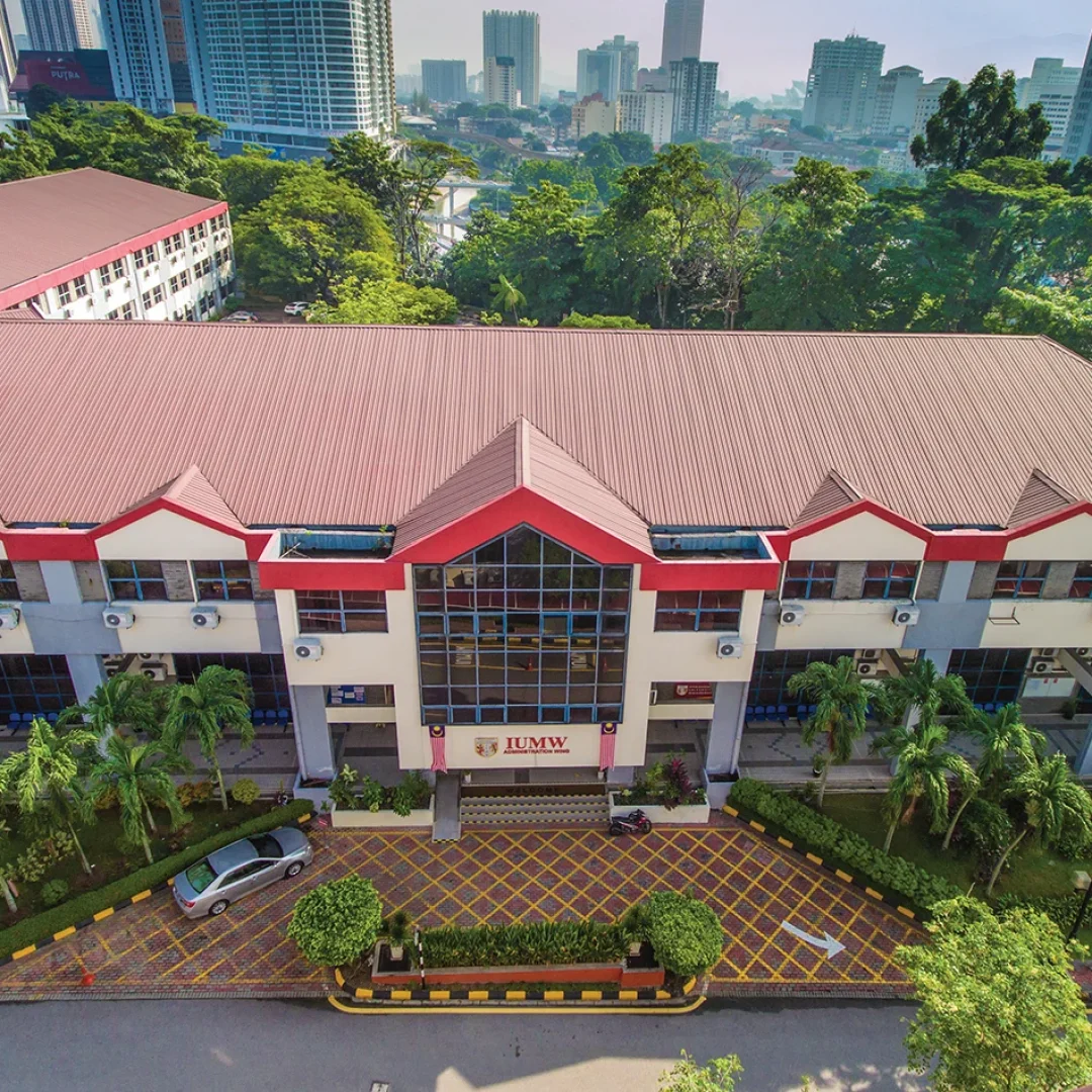 Foto 1 International University of Malaya-Wales