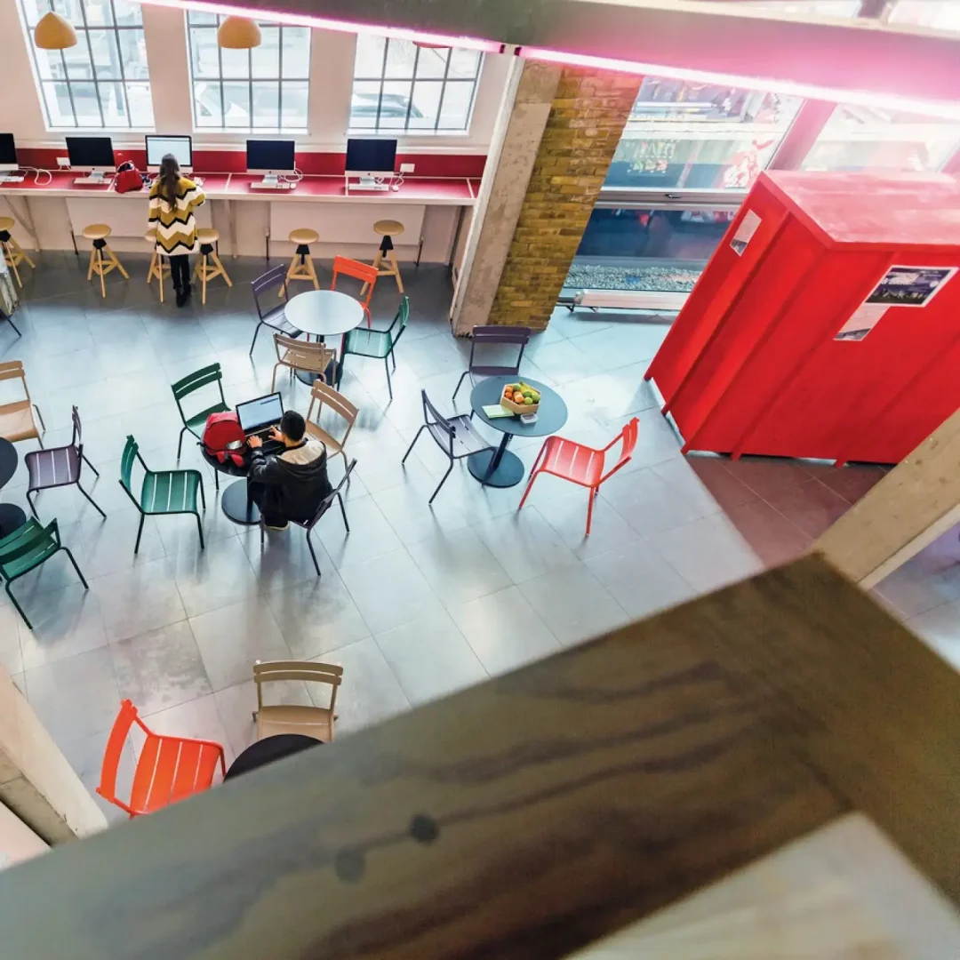 Hult International Business School (2) Hult International Business School, United Kingdom