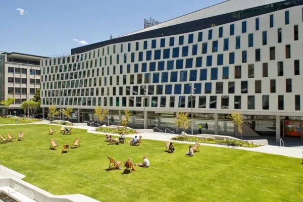 Sydney School of Business & Technology Australia