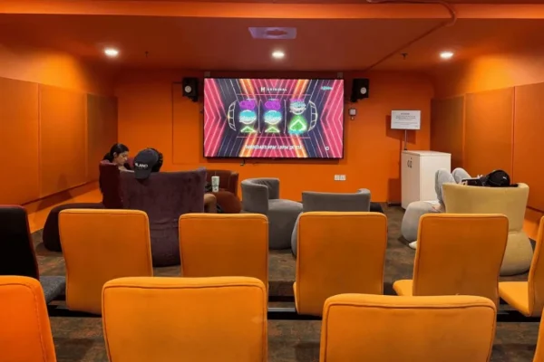 Sekolah di Taylors College di Australia