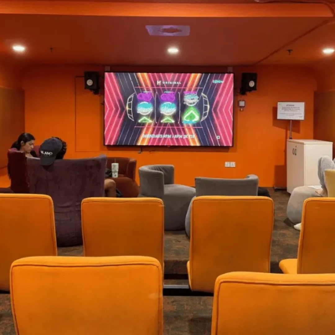 Sekolah di Taylors College di Australia