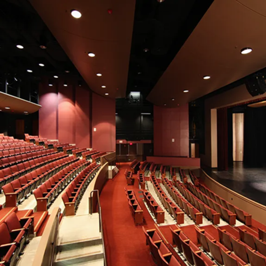 Auditorium De Anza College, USA
