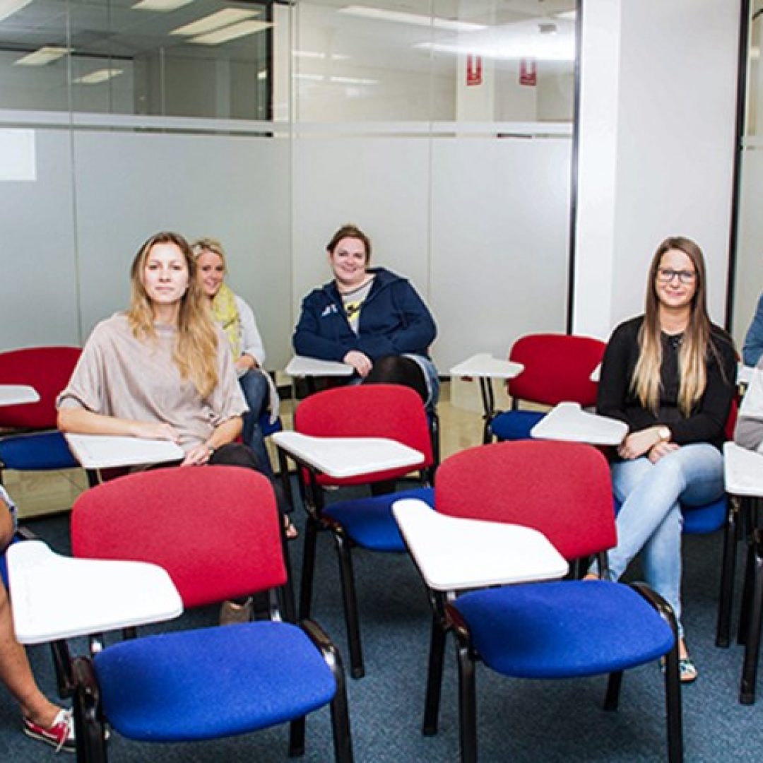 students australian pacific college (apc), australia