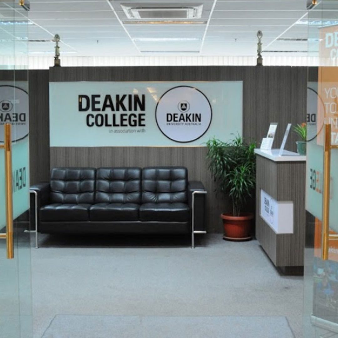 deakin college jakarta, indonesia