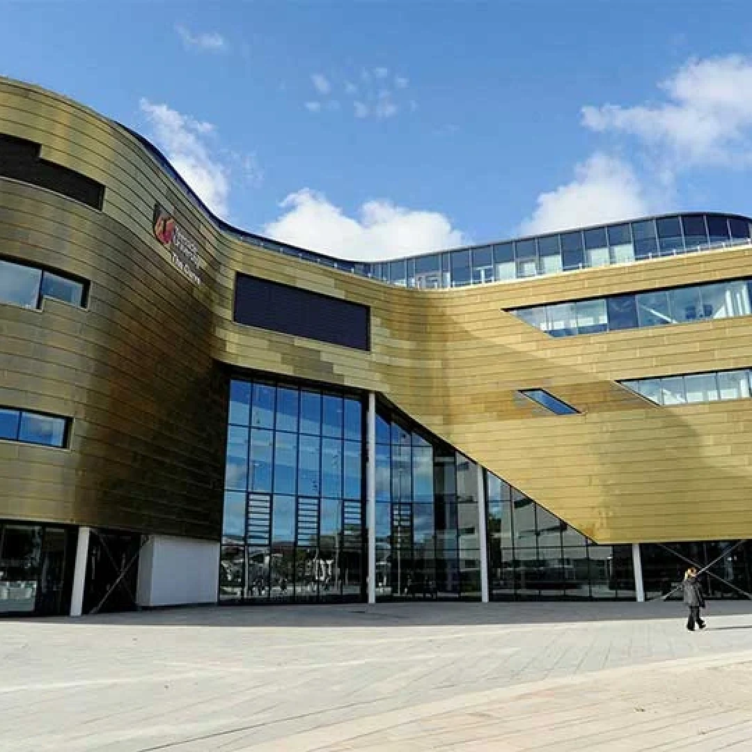 Teesside University Teesside University