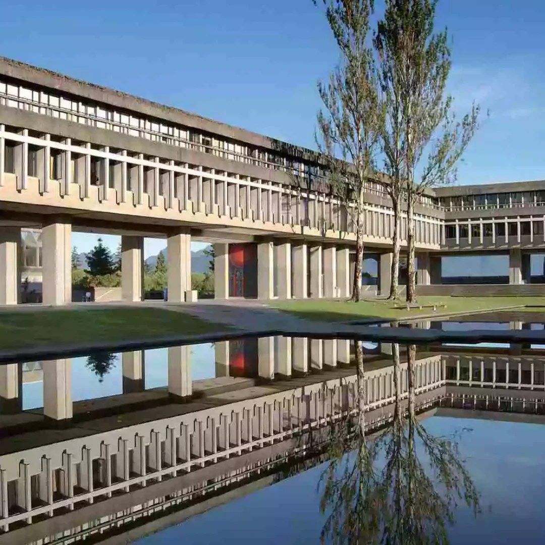 foto-1-fraser-international-college-68b016bf98e89