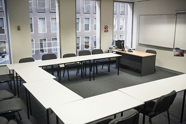 classroom cambridge international college australia